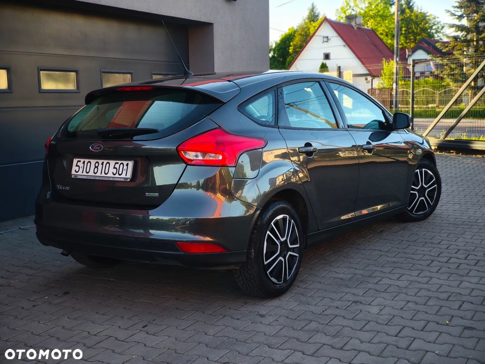 Ford Focus 1.0 EcoBoost Titanium ASS - 4