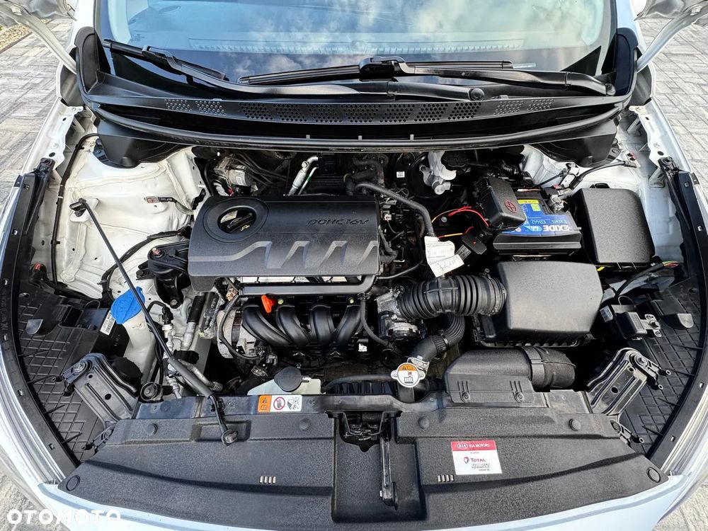 Kia Ceed 1.4 CVVT Dream-Team Edition - 37