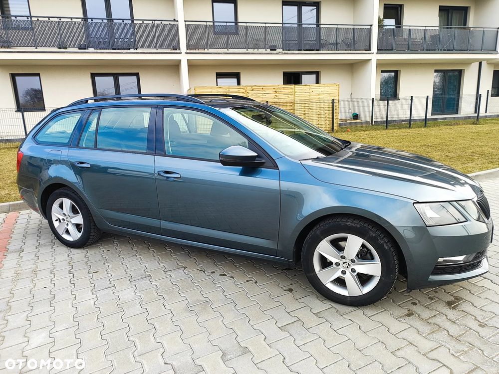 Skoda Octavia 1.4 TSI Ambition - 9