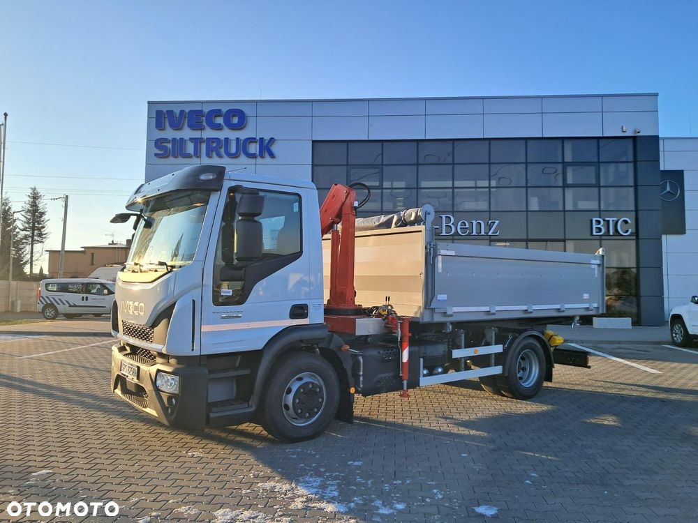 Iveco EUROCARGO Wywrotka z HDS DMC 11.9T - 17