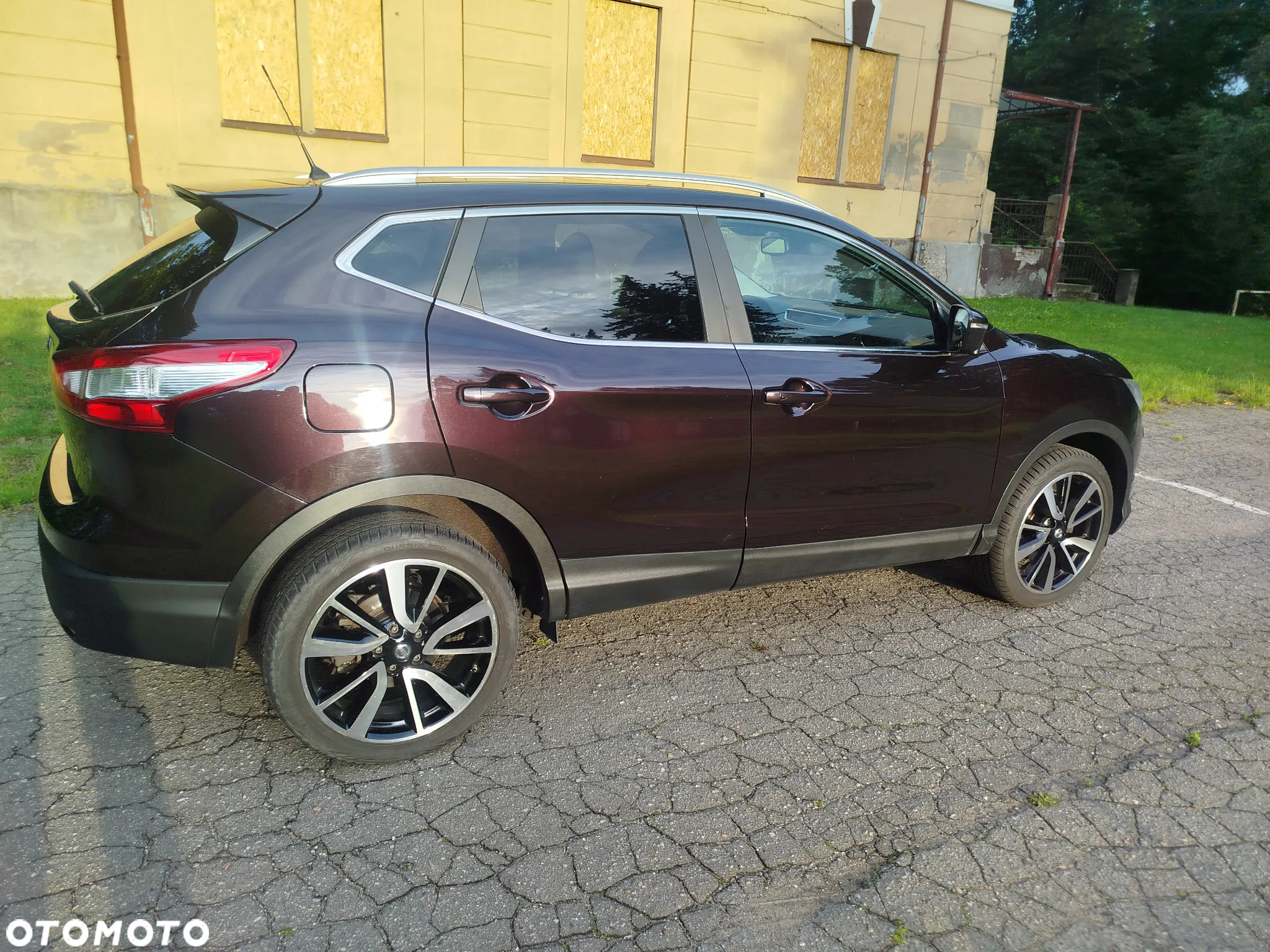 Nissan Qashqai 1.6 dCi Xtronic TEKNA - 6