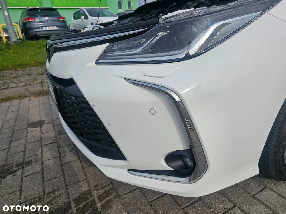 Toyota Corolla 1.8 Hybrid Style - 11
