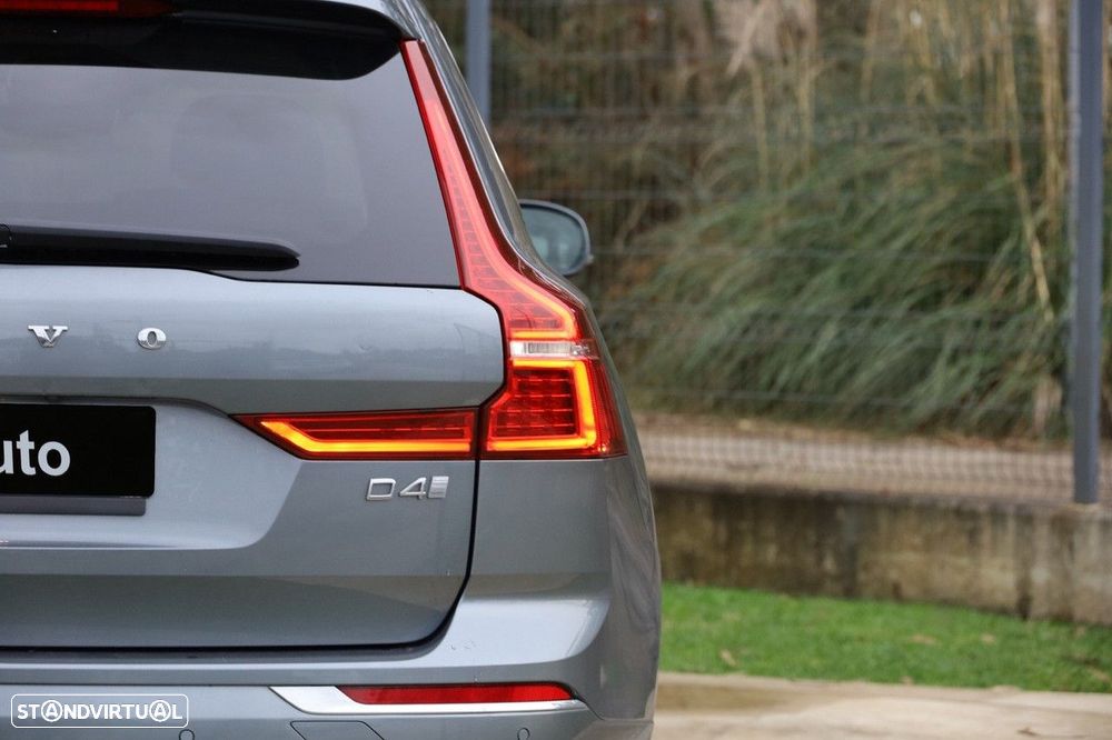 Volvo XC 60 2.0 D4 Inscription Geartronic - 28