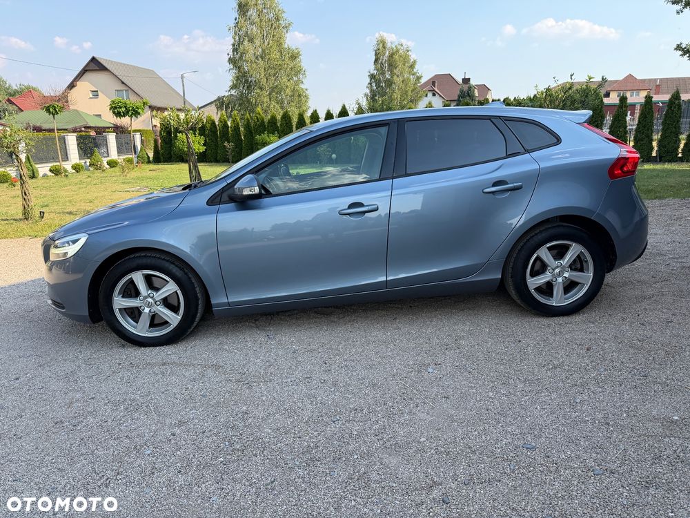 Volvo V40 D3 Momentum - 13