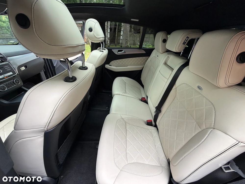 Mercedes-Benz GLE - 15