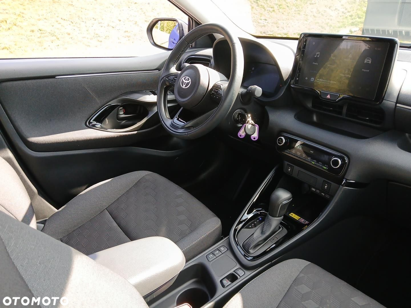 Toyota Yaris Hybrid 1.5 Style - 23