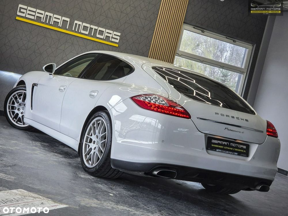 Porsche Panamera 4 PDK Edition - 7