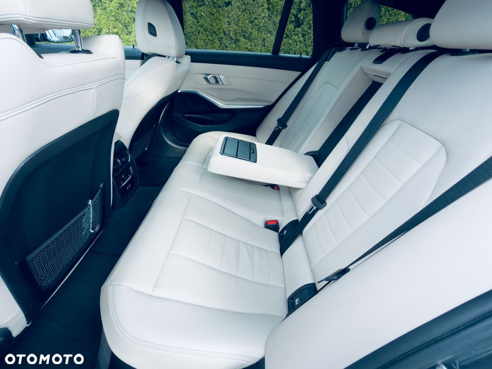 BMW Seria 3 320d MHEV Sport Line sport - 16