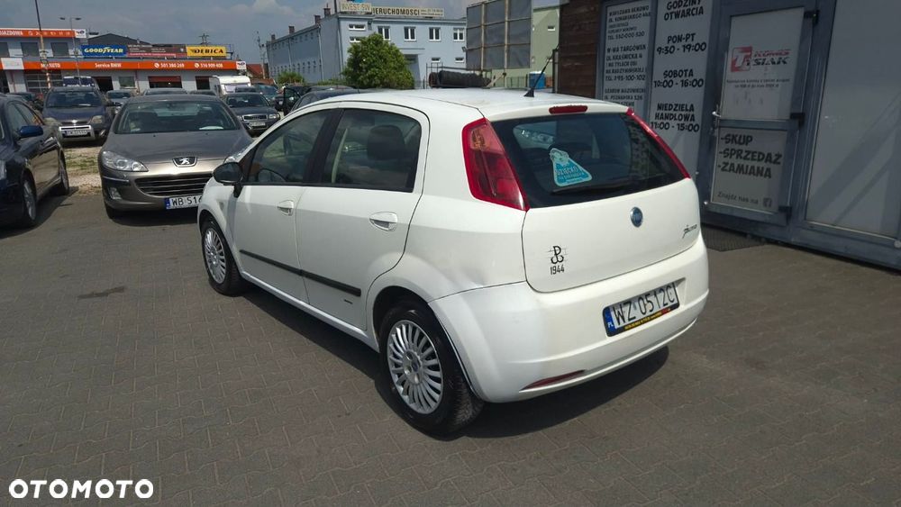 Fiat Grande Punto - 2