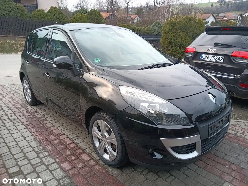 Renault Scenic 1.6 16V 110 Dynamique - 11
