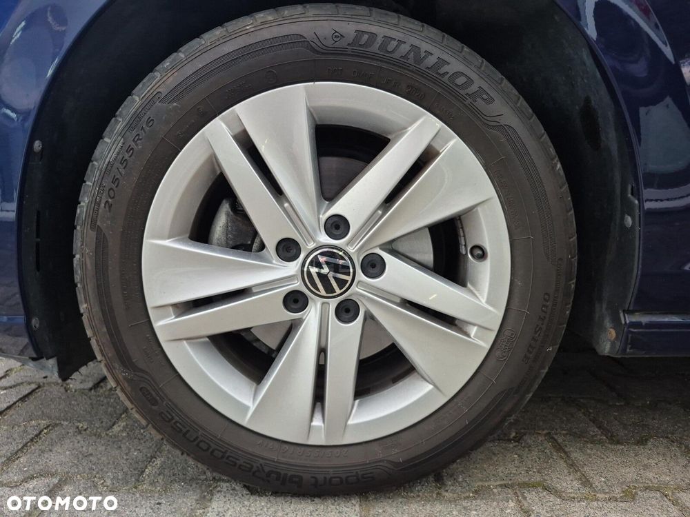 Volkswagen Golf Variant - 25