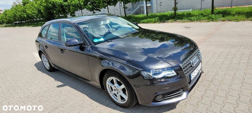Audi A4 Avant 2.0 TDI - 8