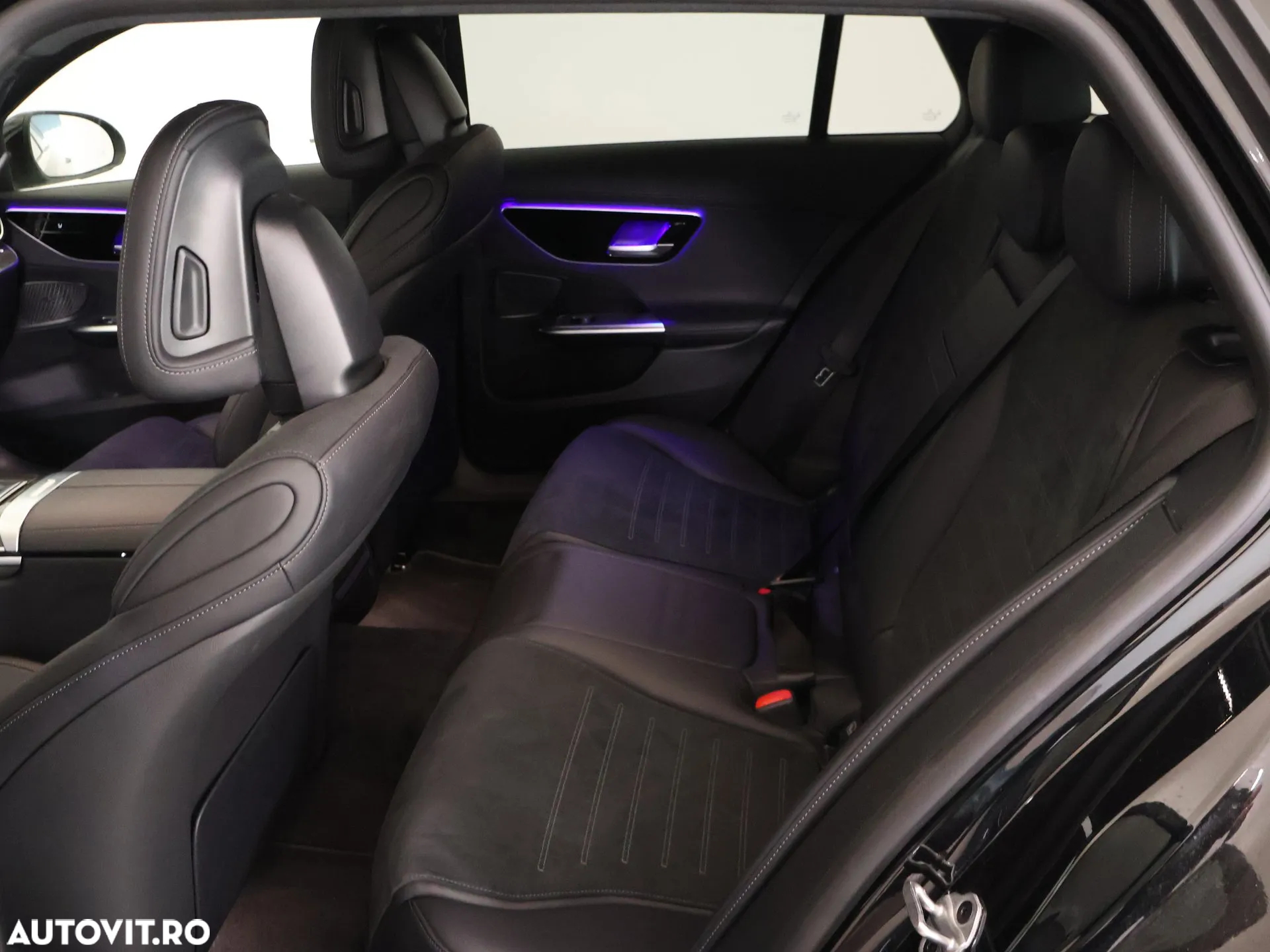 Mercedes-Benz C 300 e T 9G-TRONIC AMG Line - 6