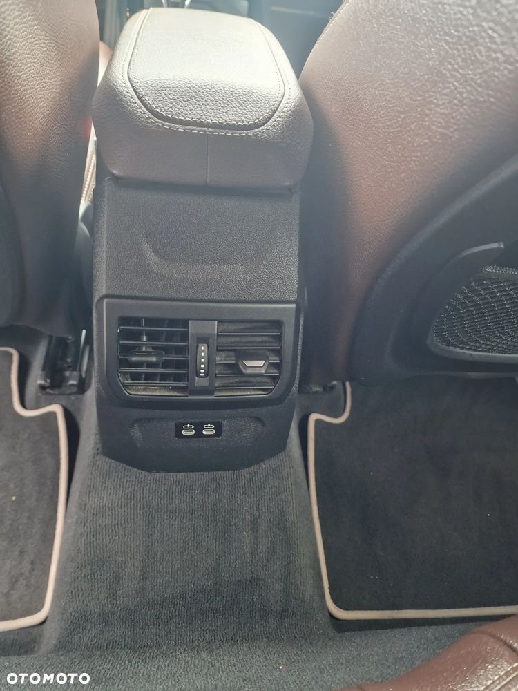BMW Seria 1 120i Sport - 14