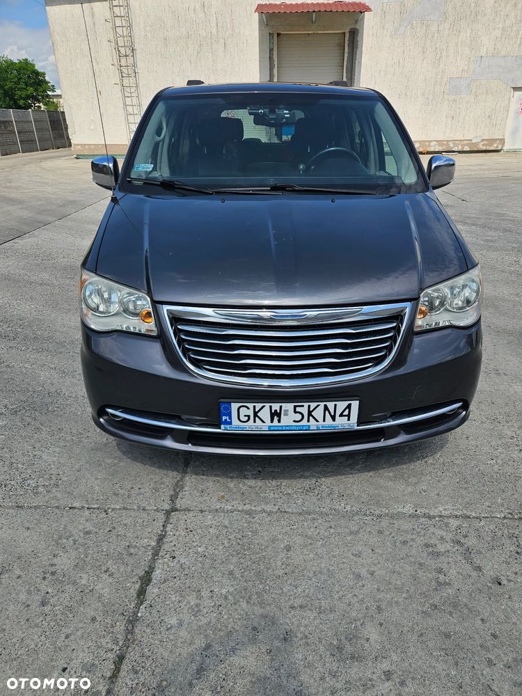 Chrysler Town & Country 3.6 Limited - 4
