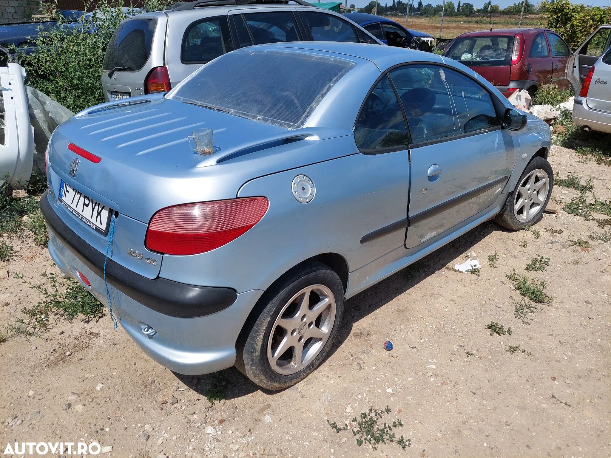 Dezmembrez peugeot 206 si peugeot 206cc  1.4/1,6 bezina - 1