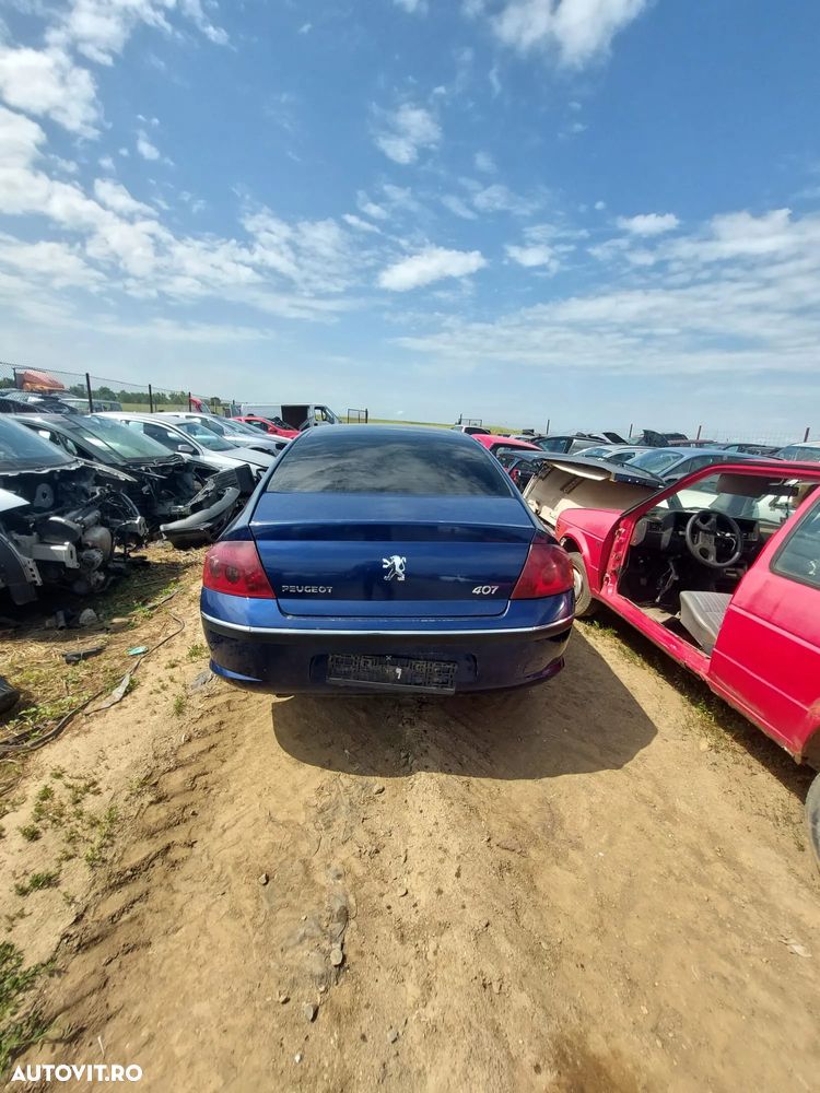 Dezmembrez Peugeot 407 hdi - 3