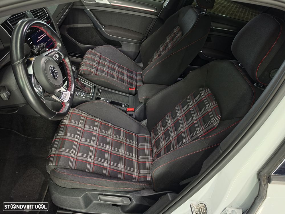 VW Golf 2.0 TSI GTI DSG Performance - 8