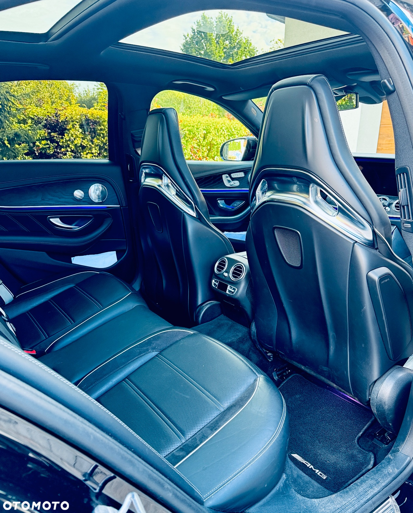 Mercedes-Benz Klasa E AMG 63 S 4-Matic+ - 22