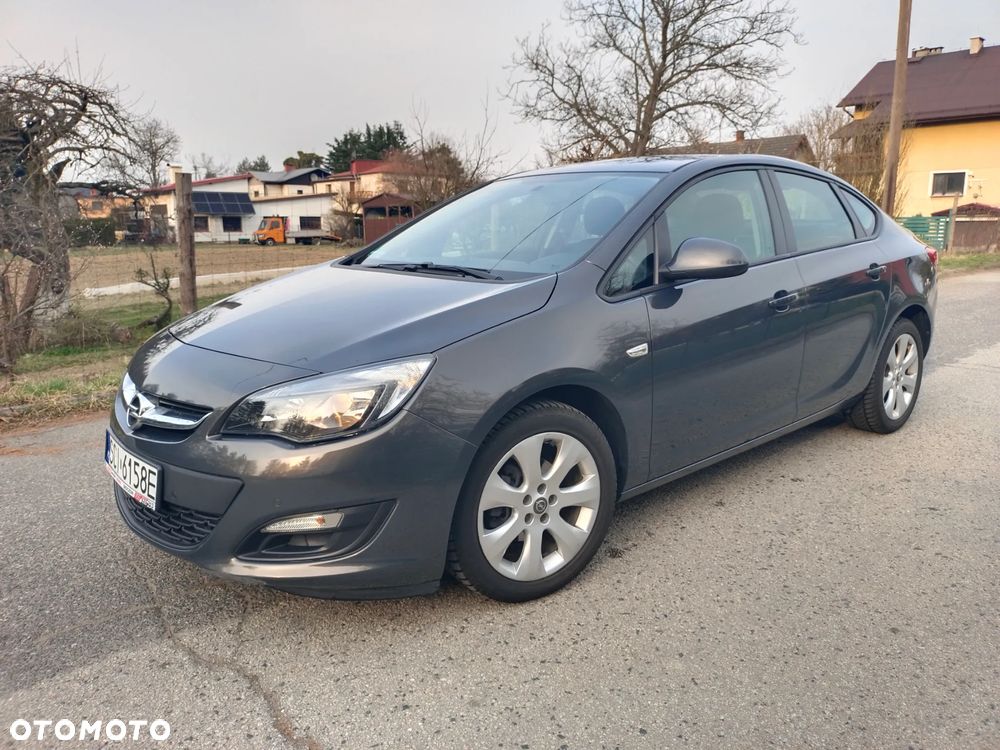 Opel Astra - 3
