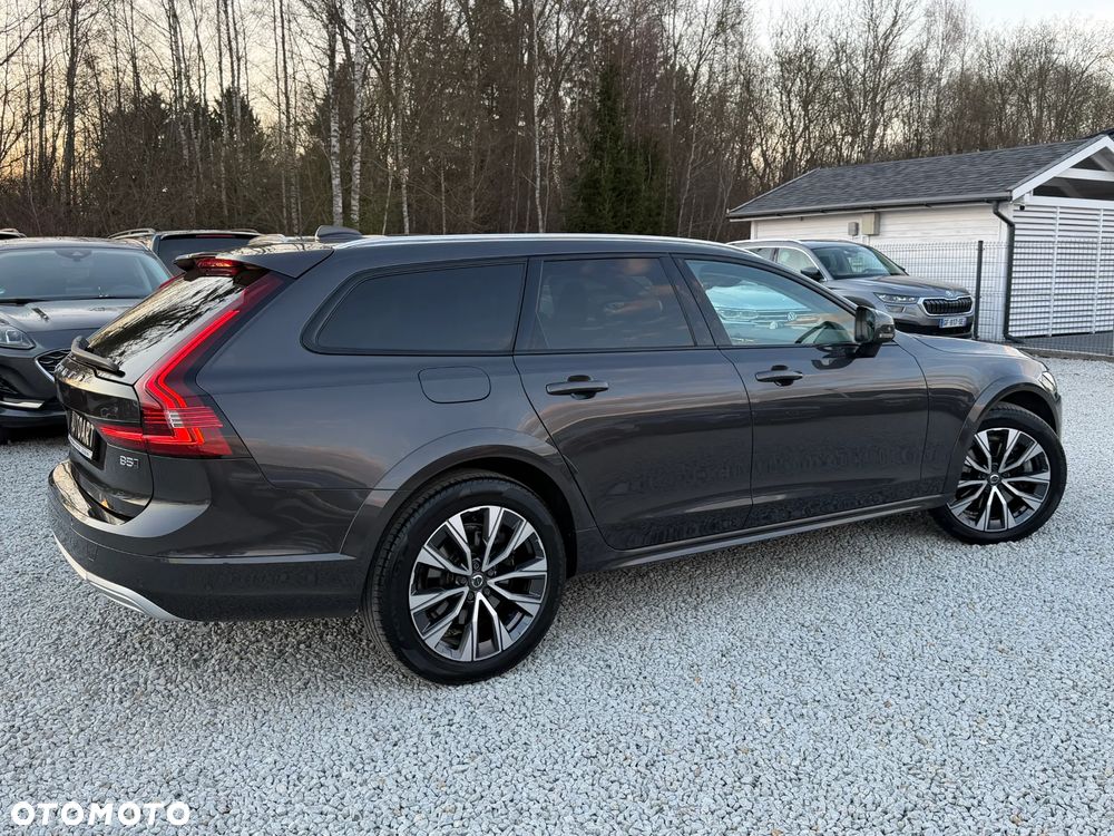 Volvo V90 Cross Country B5 D AWD Ultimate - 18