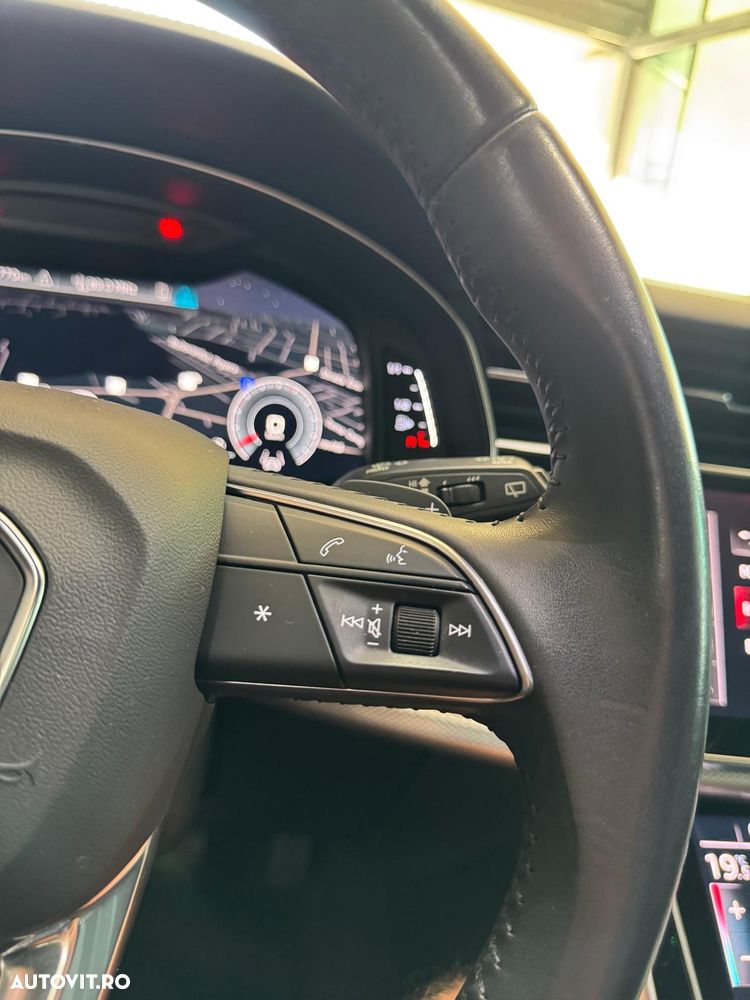 Audi Q8 3.0 55 TFSI quattro Tiptronic MHEV - 35
