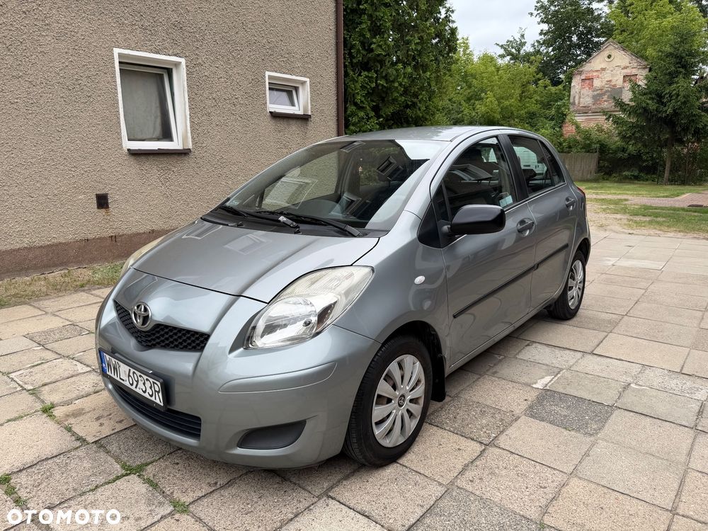 Toyota Yaris 1.0 Entry - 1
