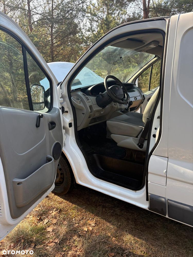 Opel Vivaro - 13