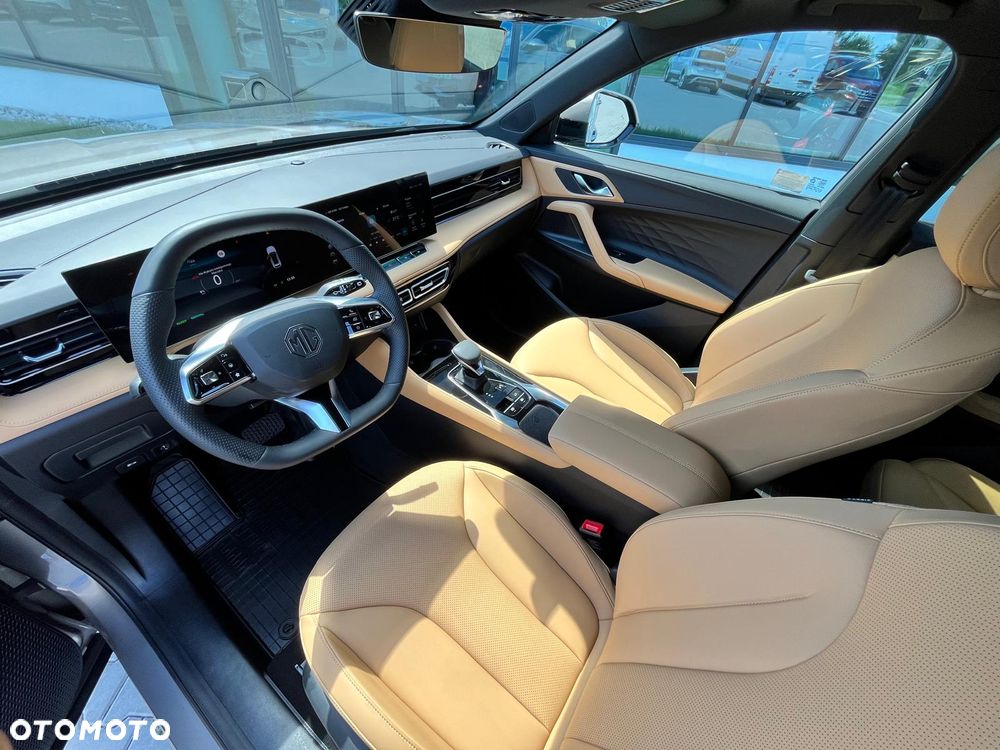 MG HS 1.5T HEV+ Exclusive - 17