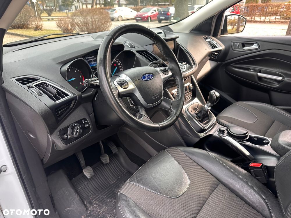 Ford Kuga 2.0 TDCi 4x4 Individual - 11