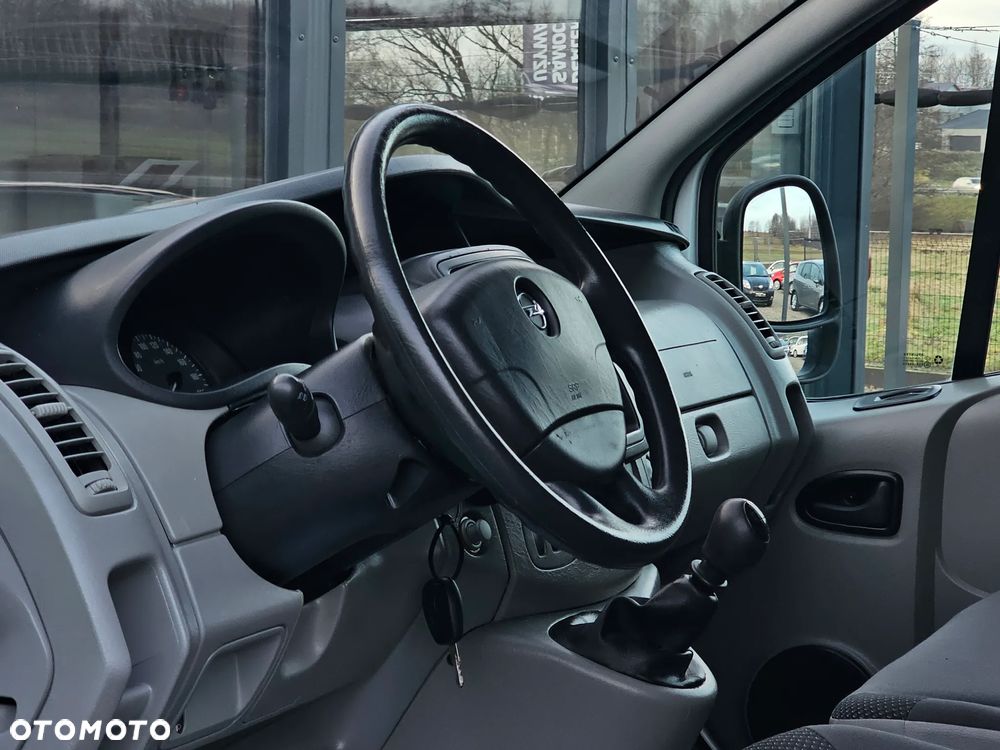 Opel Vivaro L2H1 2.9t Edition - 9
