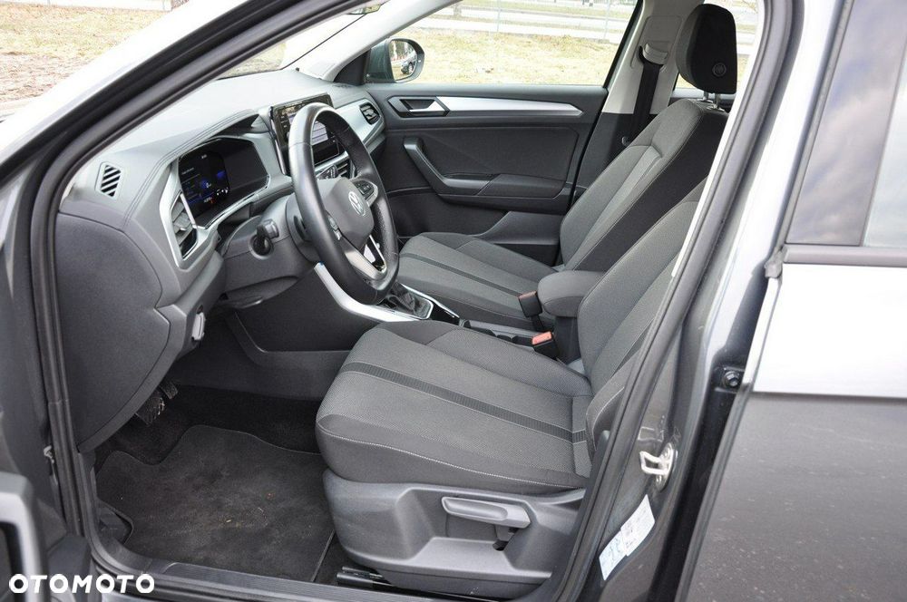 Volkswagen T-Roc - 9