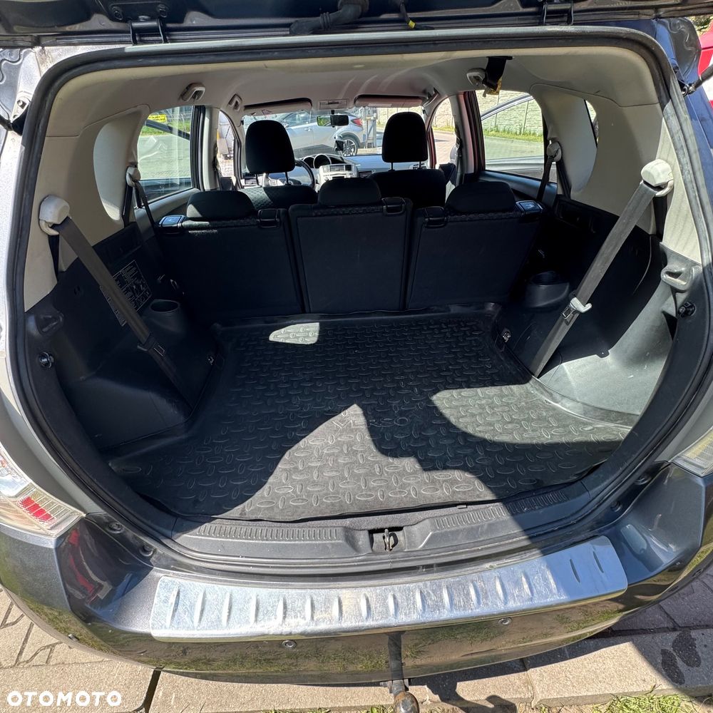 Toyota Verso 2.0 D-4D Sol plus 7os - 8