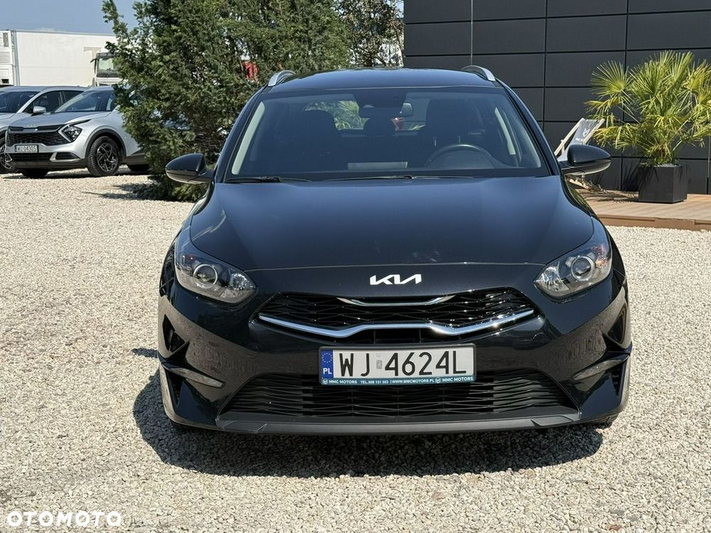 Kia Ceed - 8
