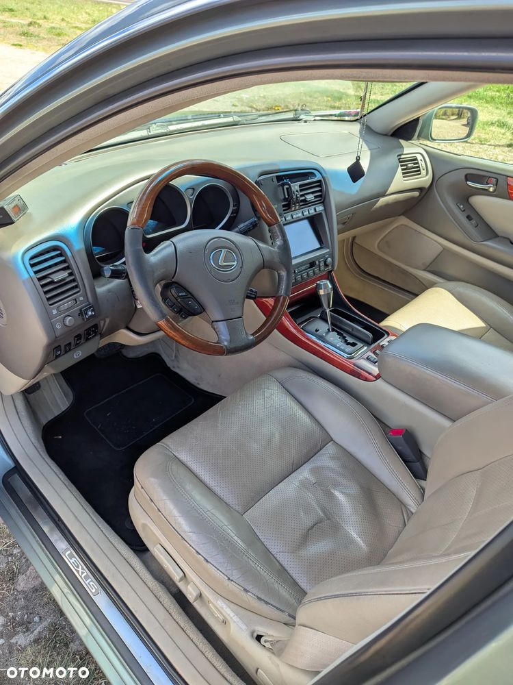 Lexus GS - 23