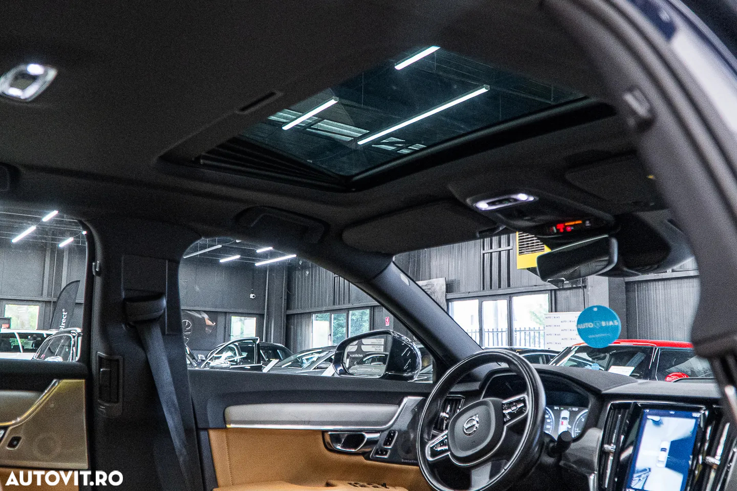 Volvo S90 D5 AWD Geartronic Inscription - 6