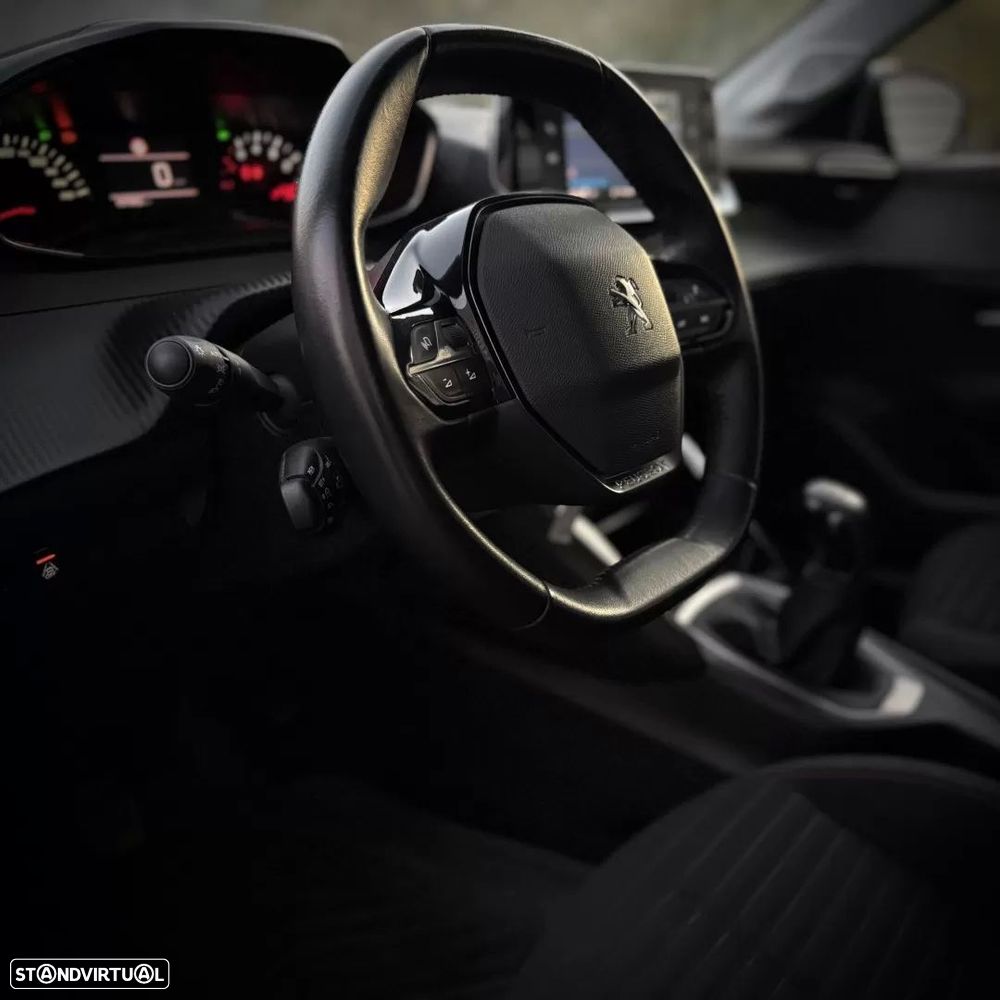Peugeot 208 1.2 PureTech Active Pack - 10