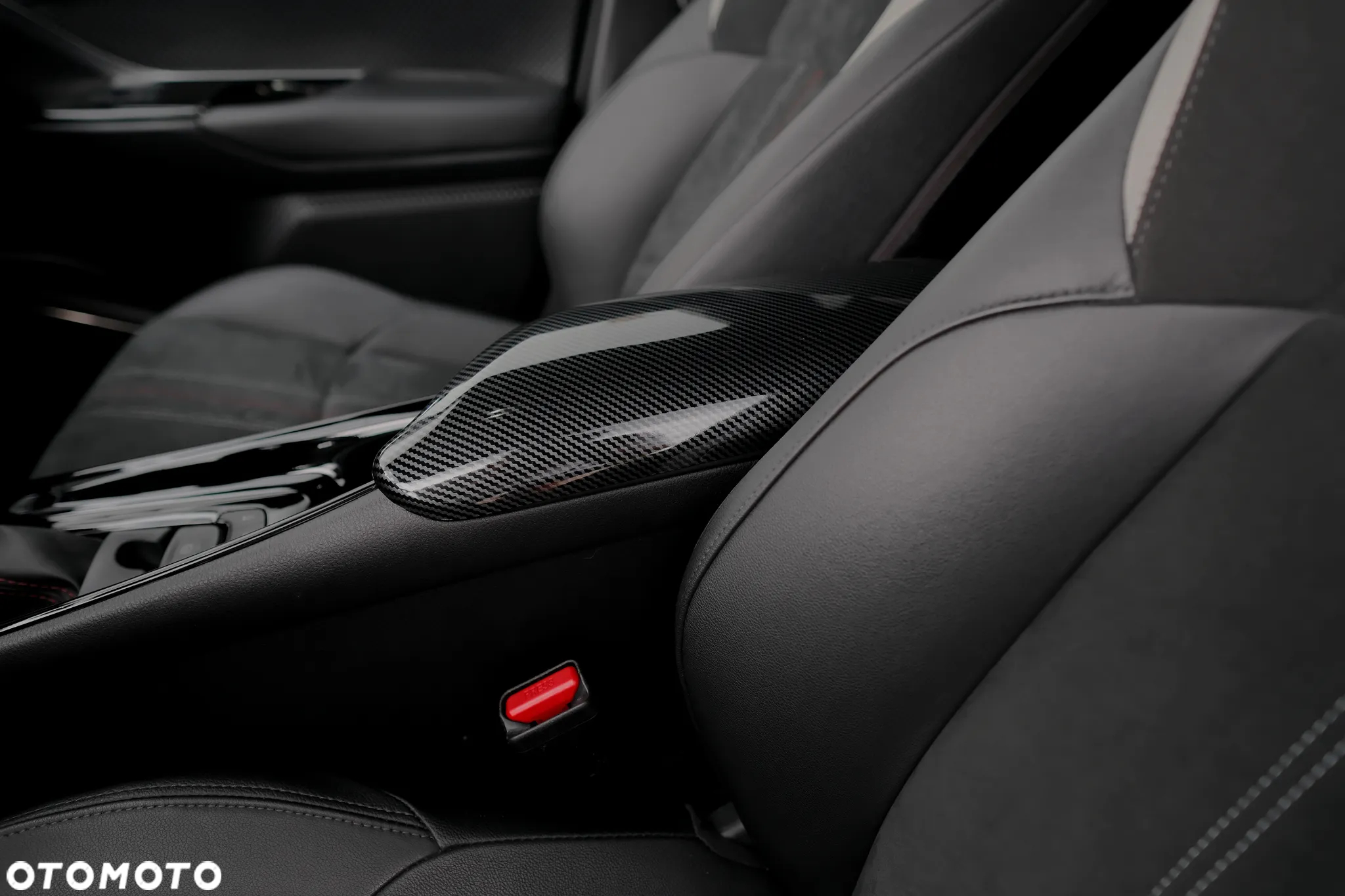 Toyota C-HR 2.0 Hybrid GR Sport - 37