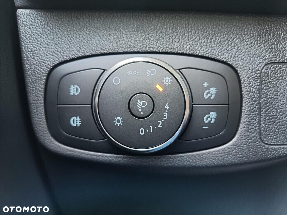 Ford Focus 1.0 EcoBoost mHEV Titanium X - 20