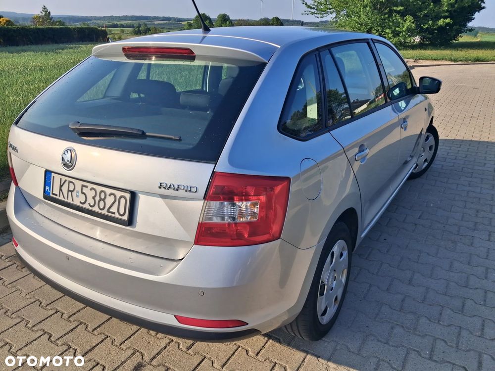 Skoda RAPID 1.6 TDI DPF Ambition Max - 4