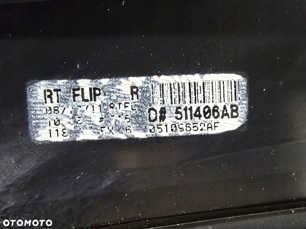 szyba karoseryjna uchylna tył prawy chrysler voyager town & country 08r - 4