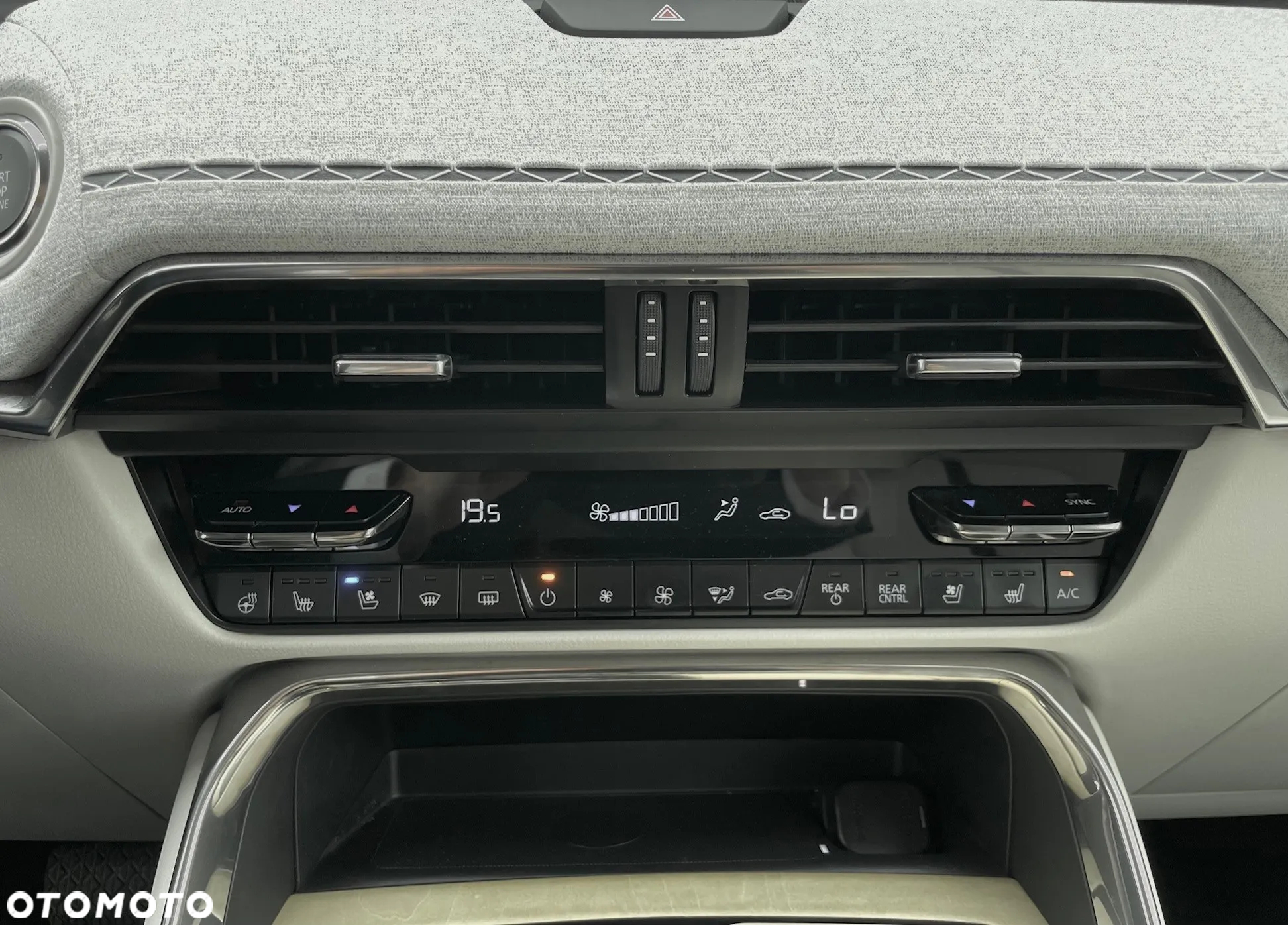 Mazda CX-80 - 11