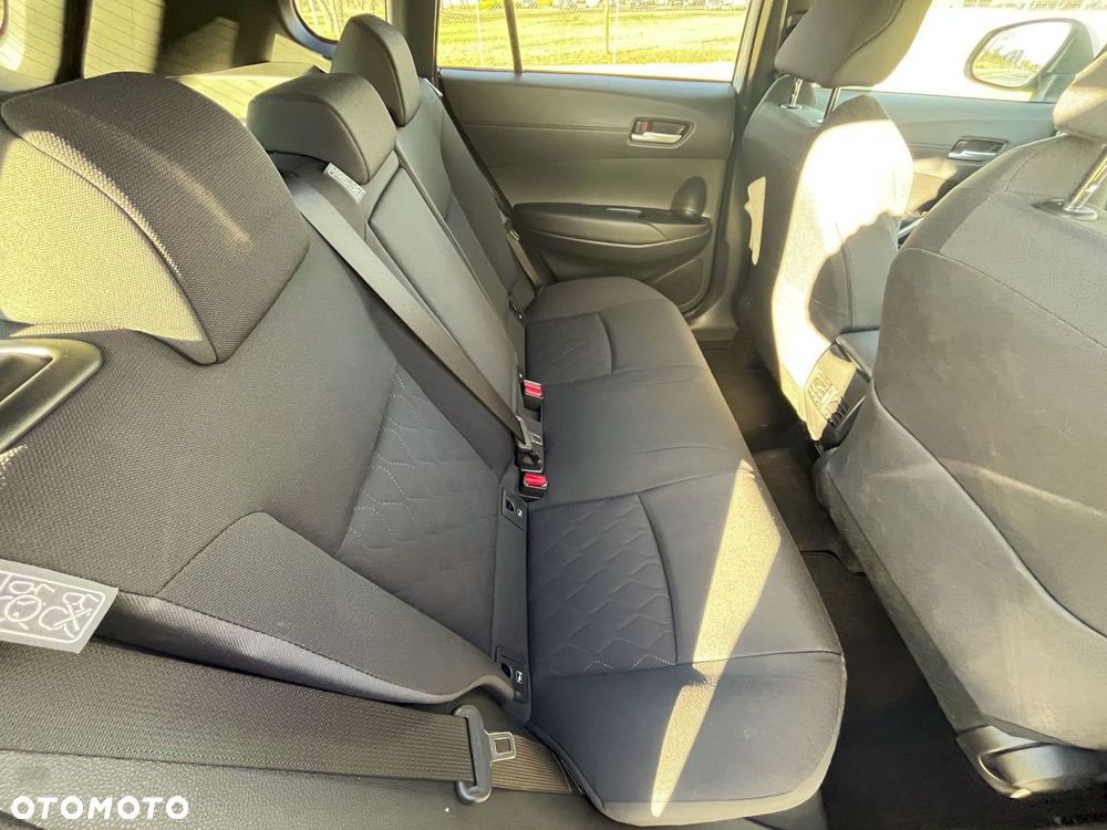 Toyota Corolla Cross - 11