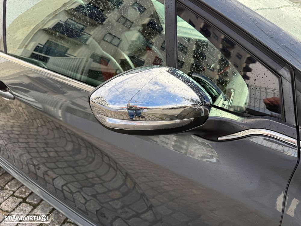 Peugeot 208 GTI 200 THP - 49