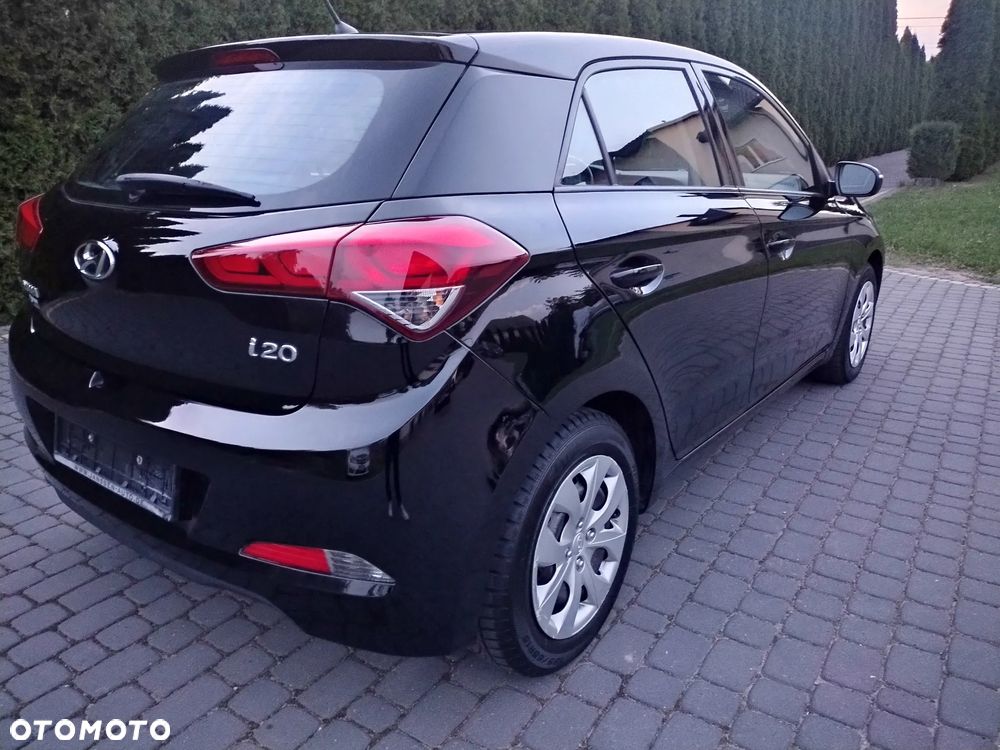 Hyundai i20 1.2 Passion - 15