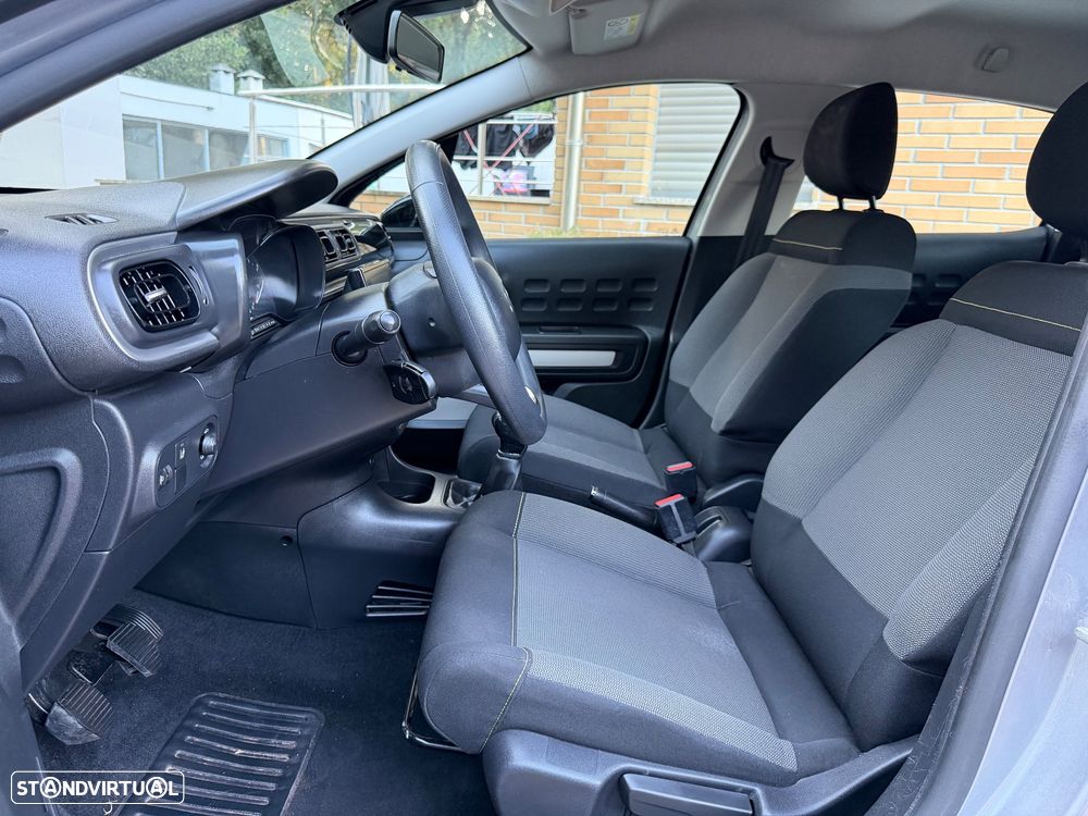 Citroën C3 Pure Tech Shine - 22