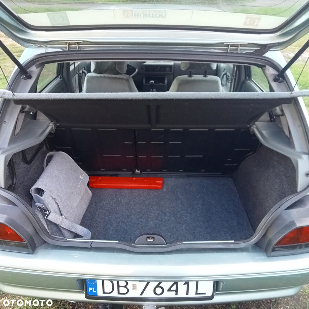 Renault Clio - 17