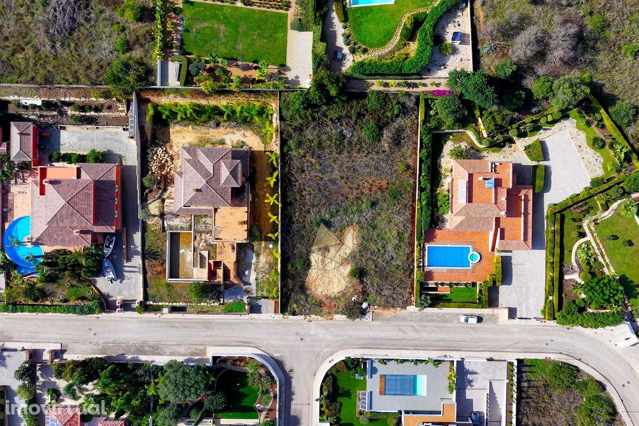 Excelente terreno de 1640 metros com projeto aprovado para construção - Grande imagem: 2/23