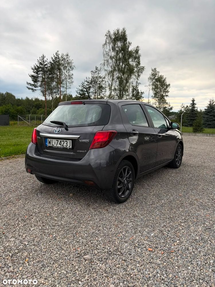 Toyota Yaris - 6