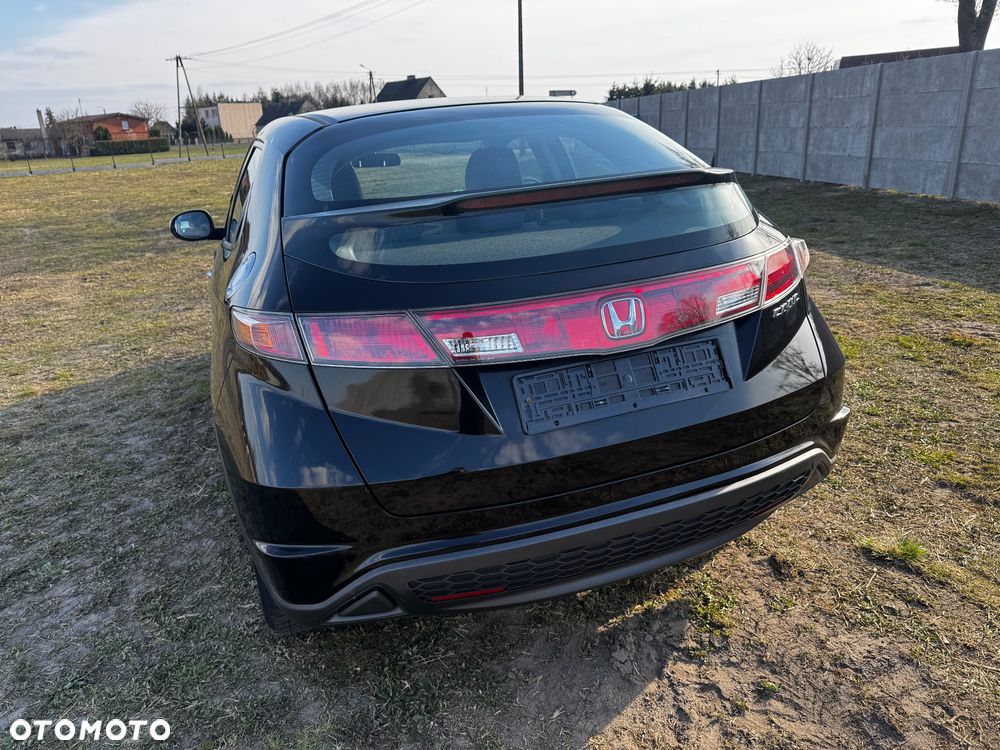 Honda Civic 1.4i-DSi - 6